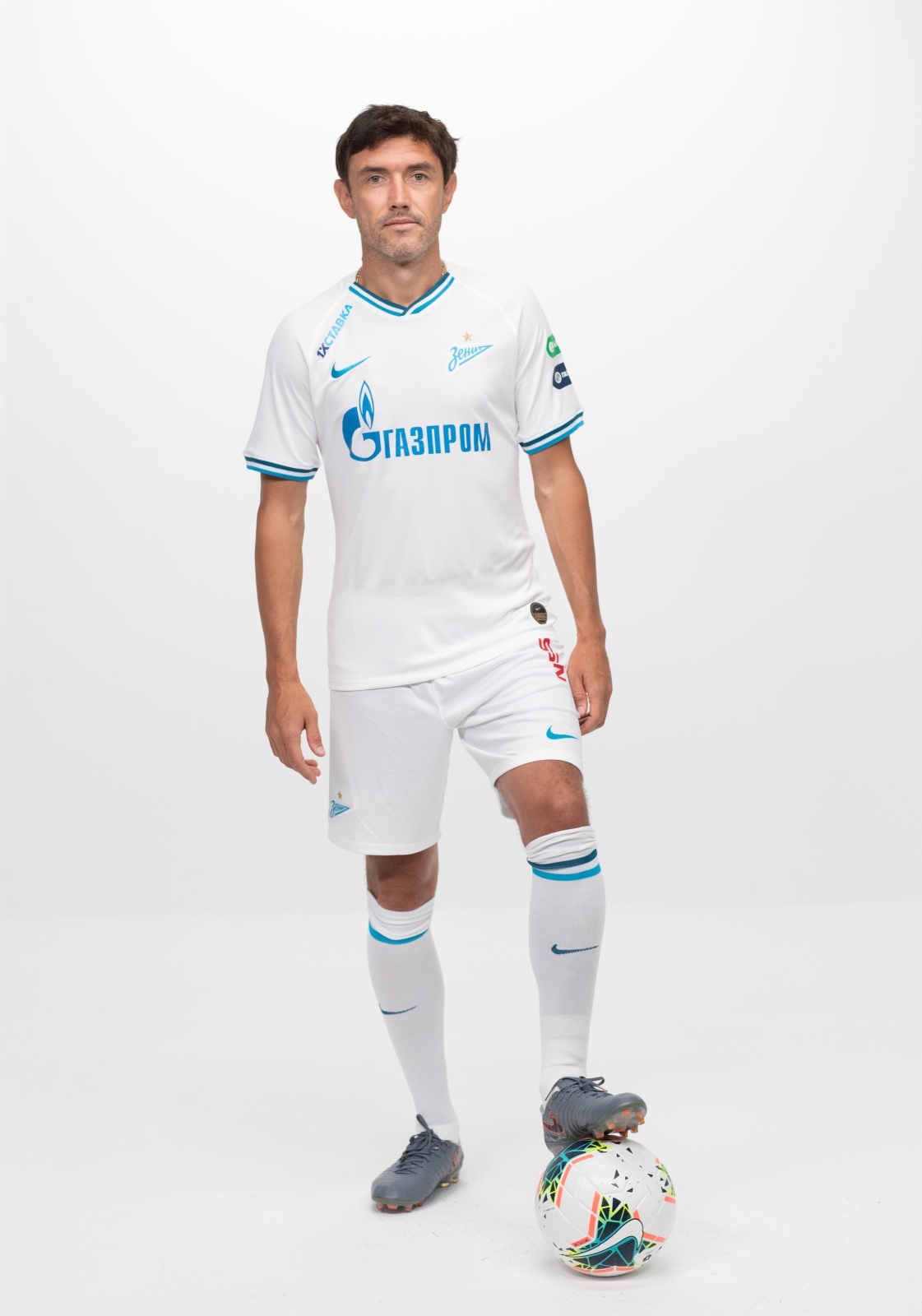 Фотосессия футболистов и тренеров основного состава ФК «Зенит» сезона 2019/20