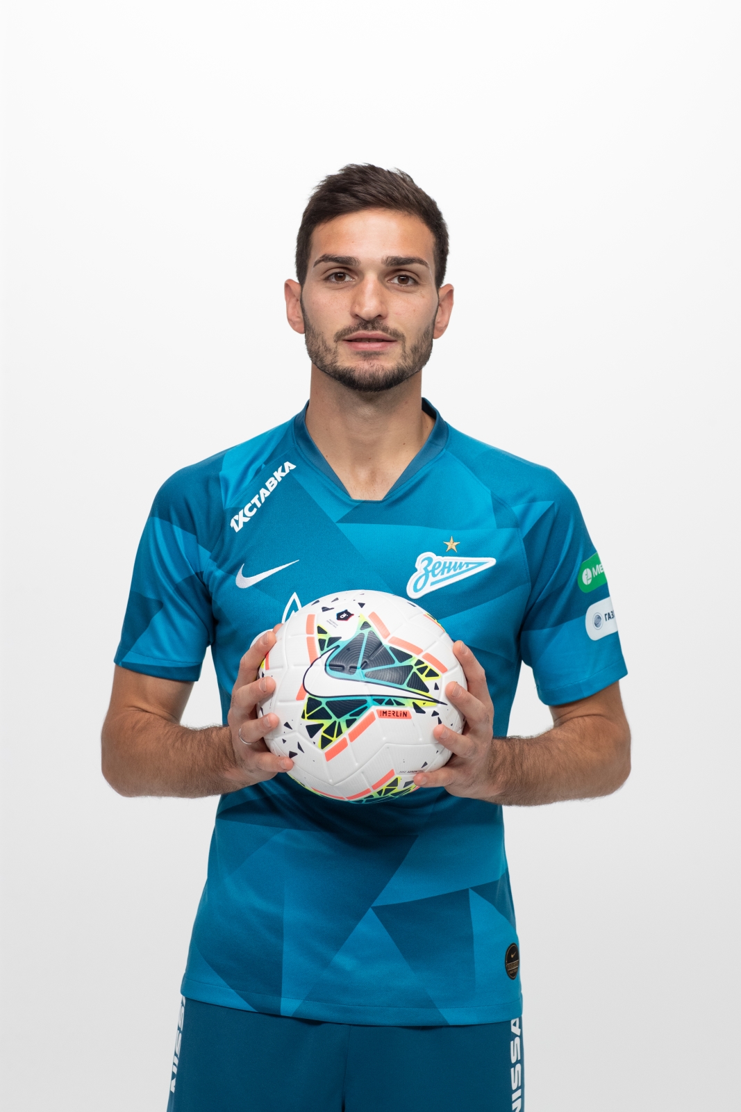 Фотосессия футболистов и тренеров основного состава ФК «Зенит» сезона 2019/20