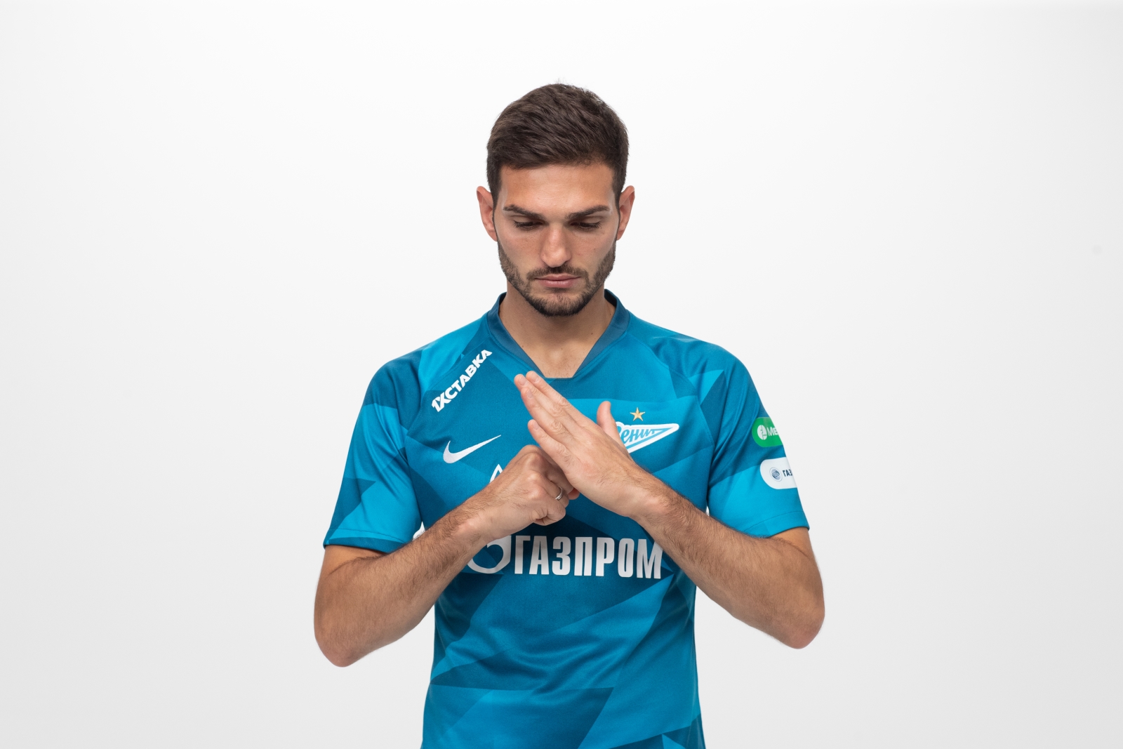 Фотосессия футболистов и тренеров основного состава ФК «Зенит» сезона 2019/20