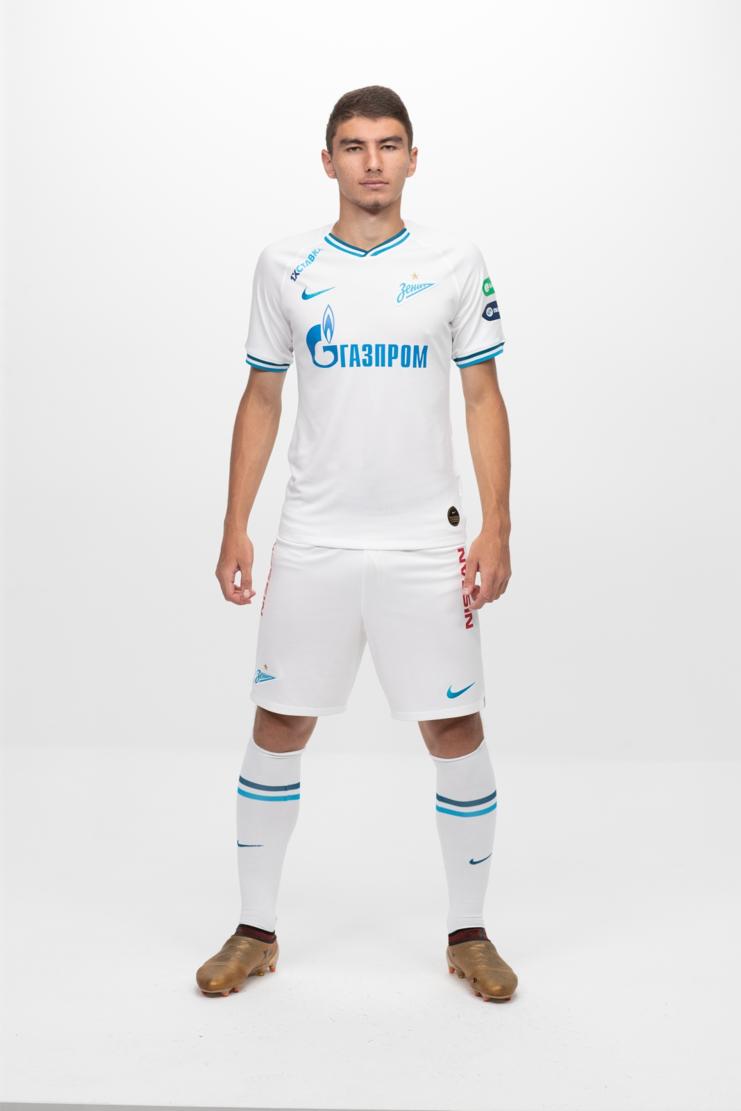 Фотосессия футболистов и тренеров основного состава ФК «Зенит» сезона 2019/20