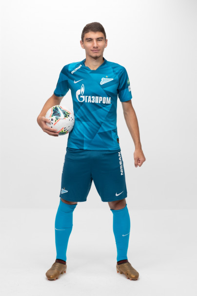 Фотосессия футболистов и тренеров основного состава ФК «Зенит» сезона 2019/20