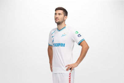 Фотосессия футболистов и тренеров основного состава ФК «Зенит» сезона 2019/20