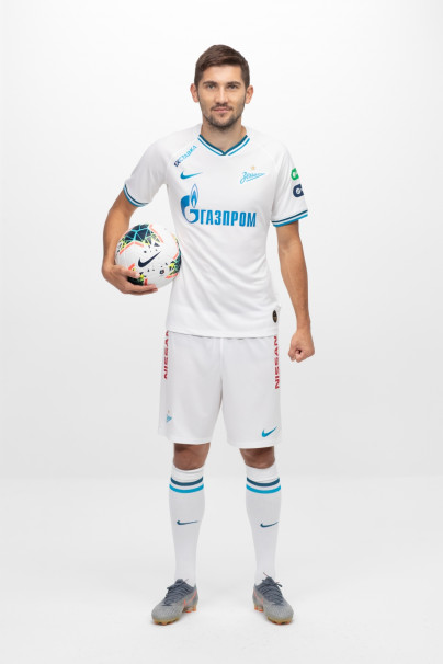 Фотосессия футболистов и тренеров основного состава ФК «Зенит» сезона 2019/20