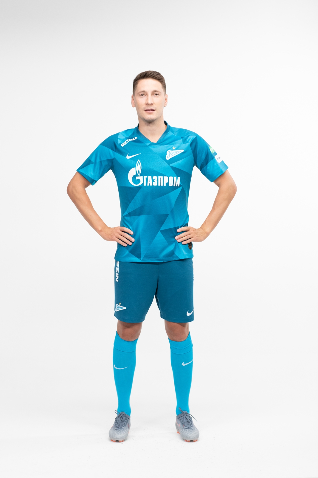 Фотосессия футболистов и тренеров основного состава ФК «Зенит» сезона 2019/20