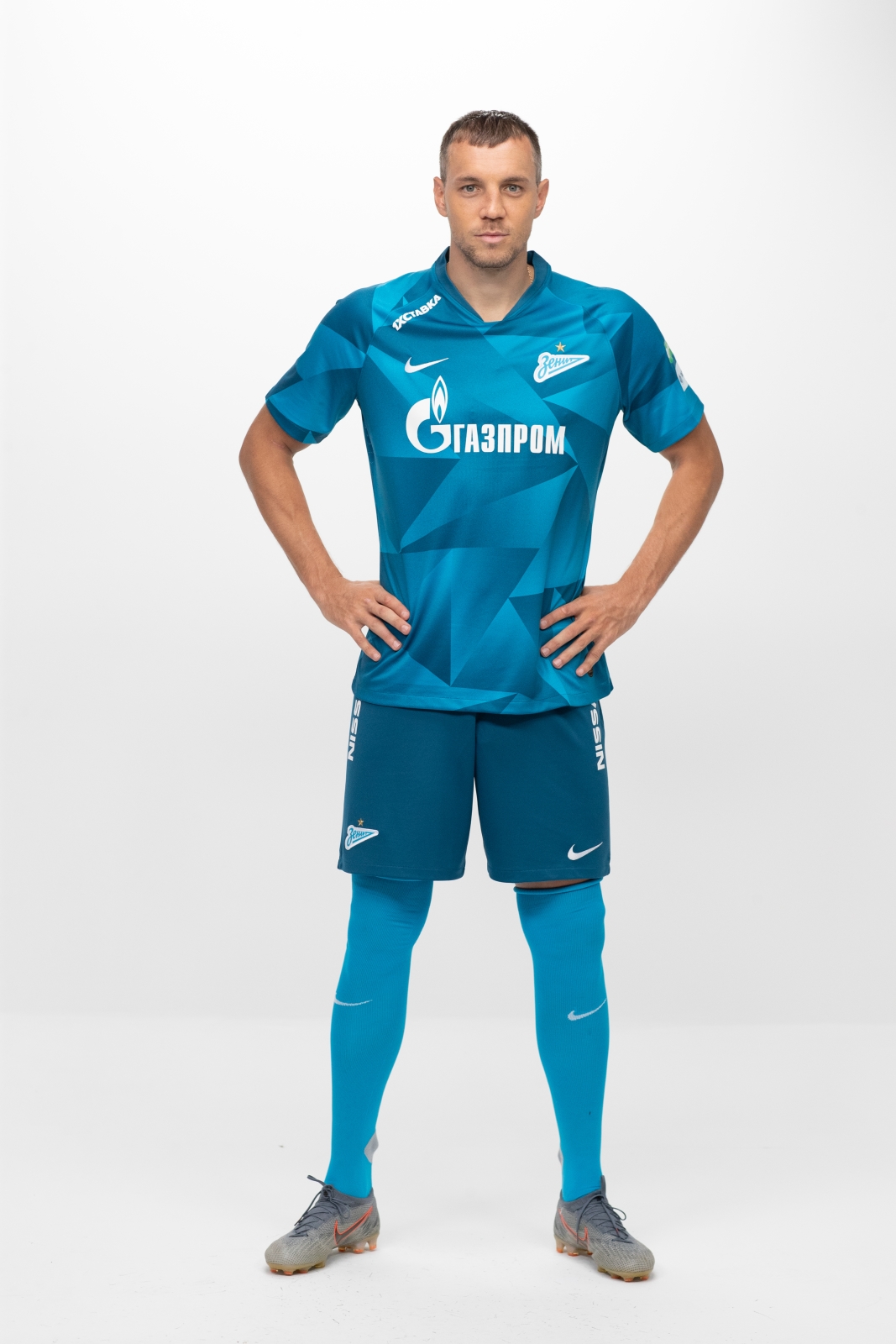 Фотосессия футболистов и тренеров основного состава ФК «Зенит» сезона 2019/20