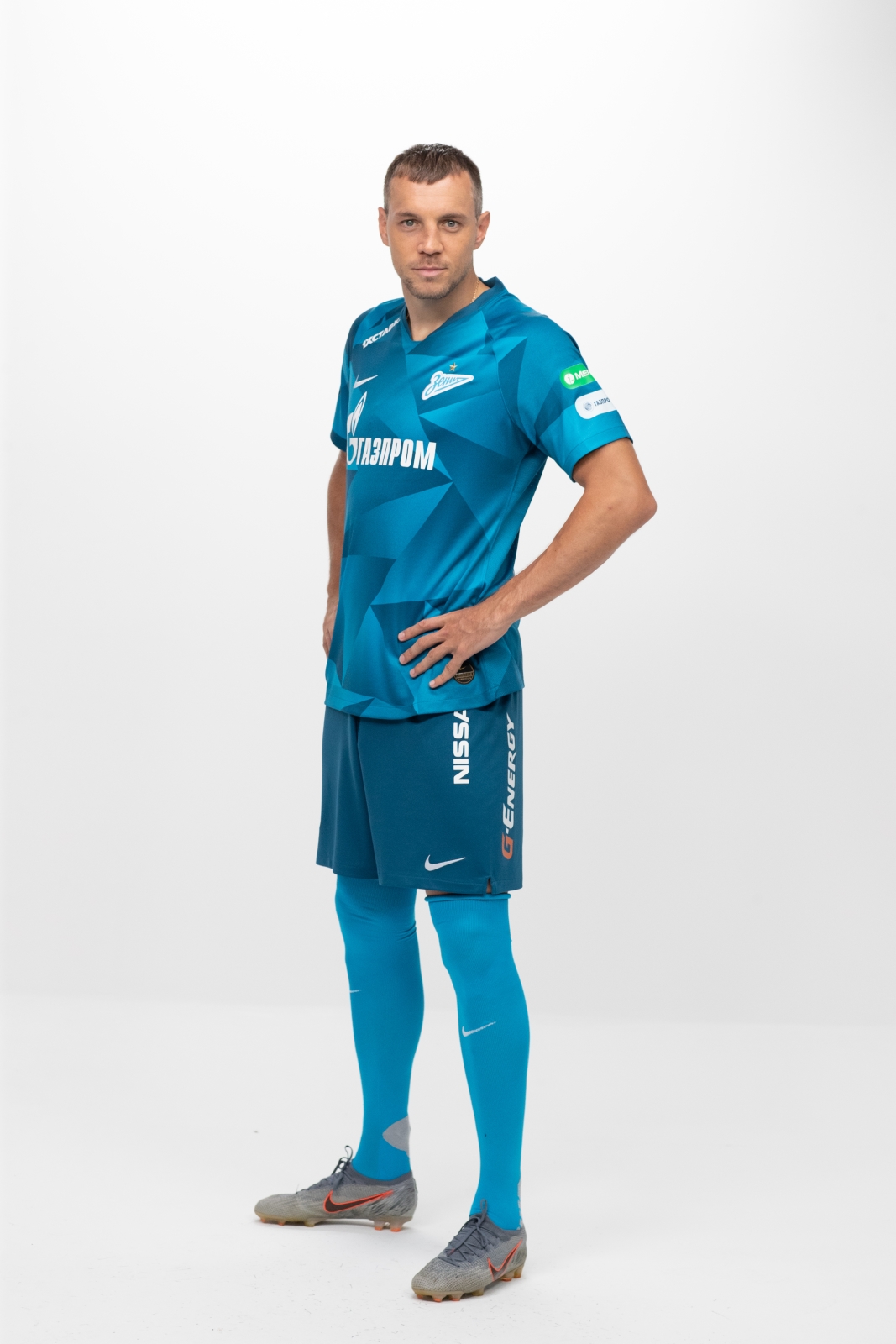 Фотосессия футболистов и тренеров основного состава ФК «Зенит» сезона 2019/20