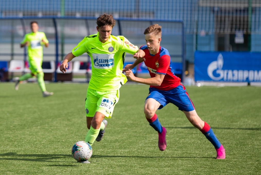 Турнир памяти заслуженного тренера СССР Юрия Андреевича Морозова, первый день