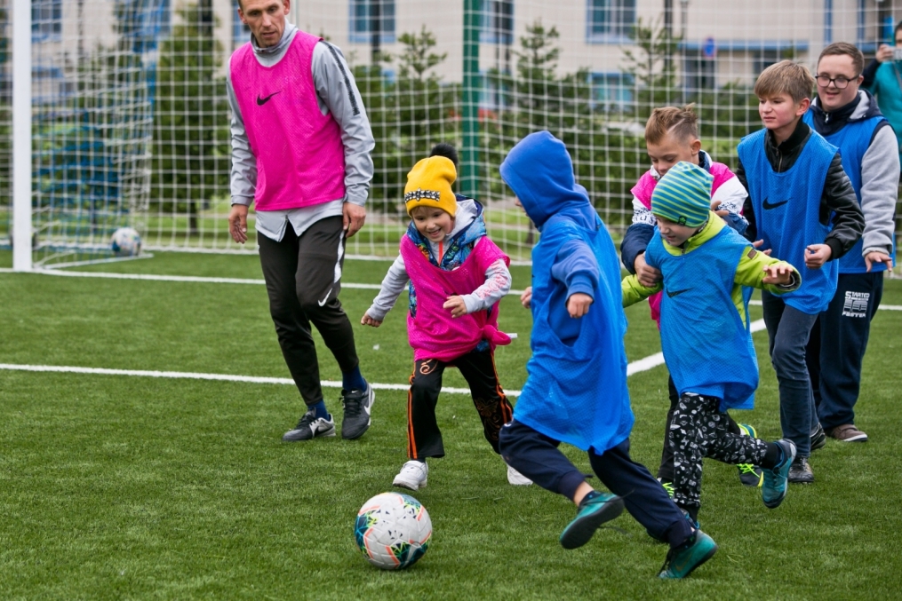 Воспитанники Даун-центра в Академии ФК «Зенит»