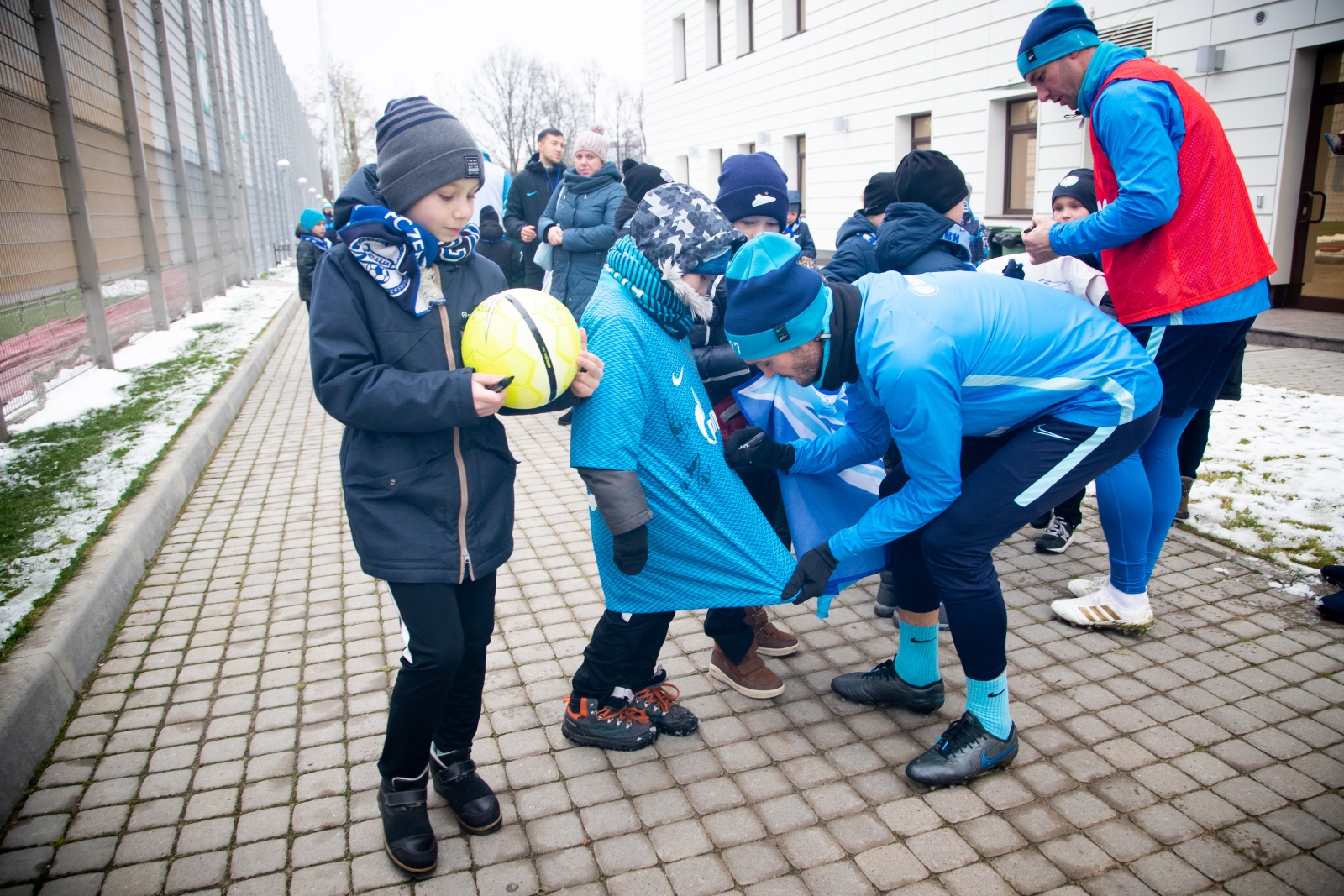 Команды из Филиалов Академии на тренировке «Зенита»