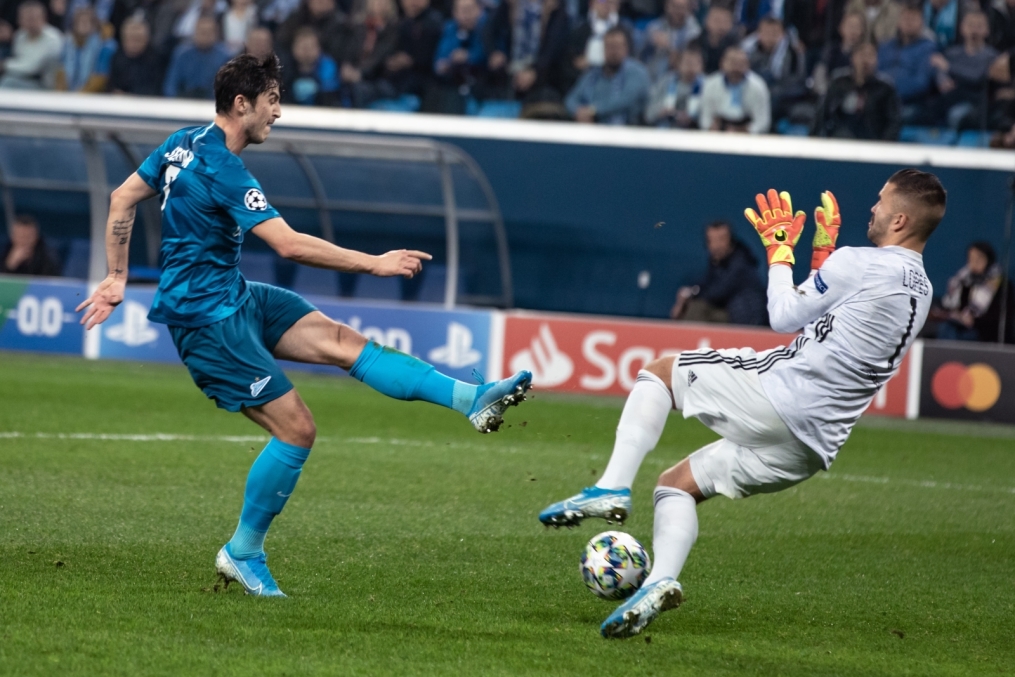 Лига Чемпионов УЕФА 2019/20, «Зенит» — «Лион»