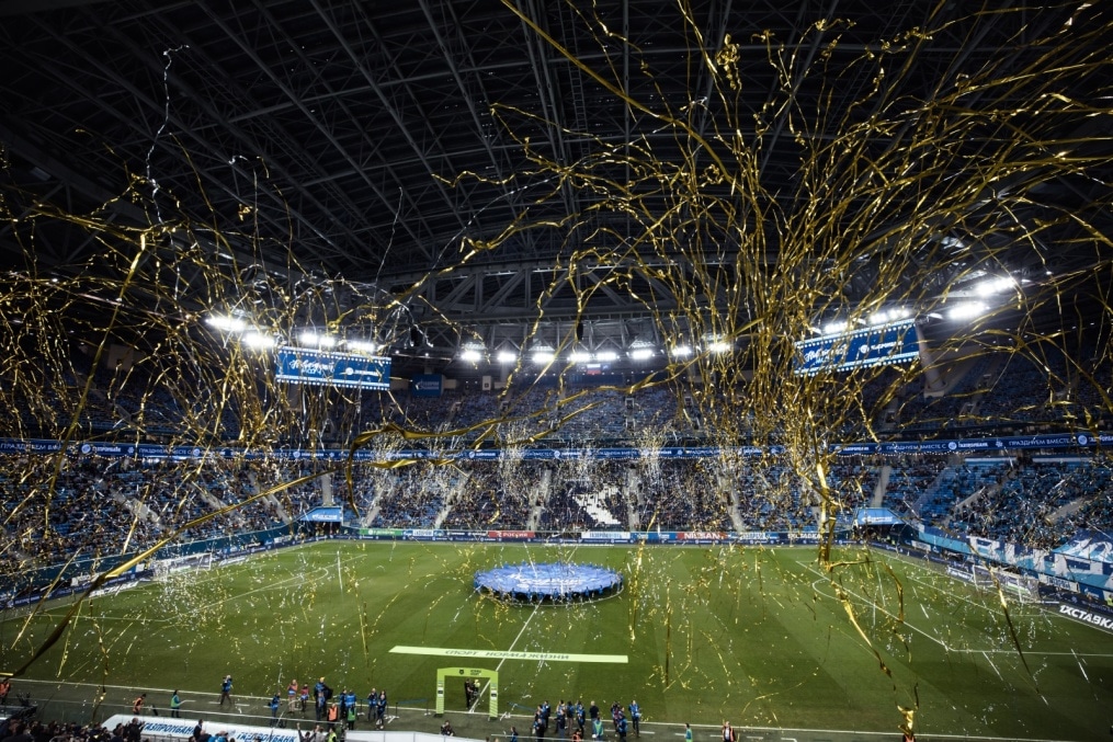 «Зенит» — «Динамо»: «Новогодний променад» при поддержке «Газпромбанка»