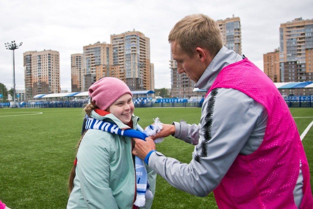 Воспитанники Даун-центра в Академии ФК «Зенит»