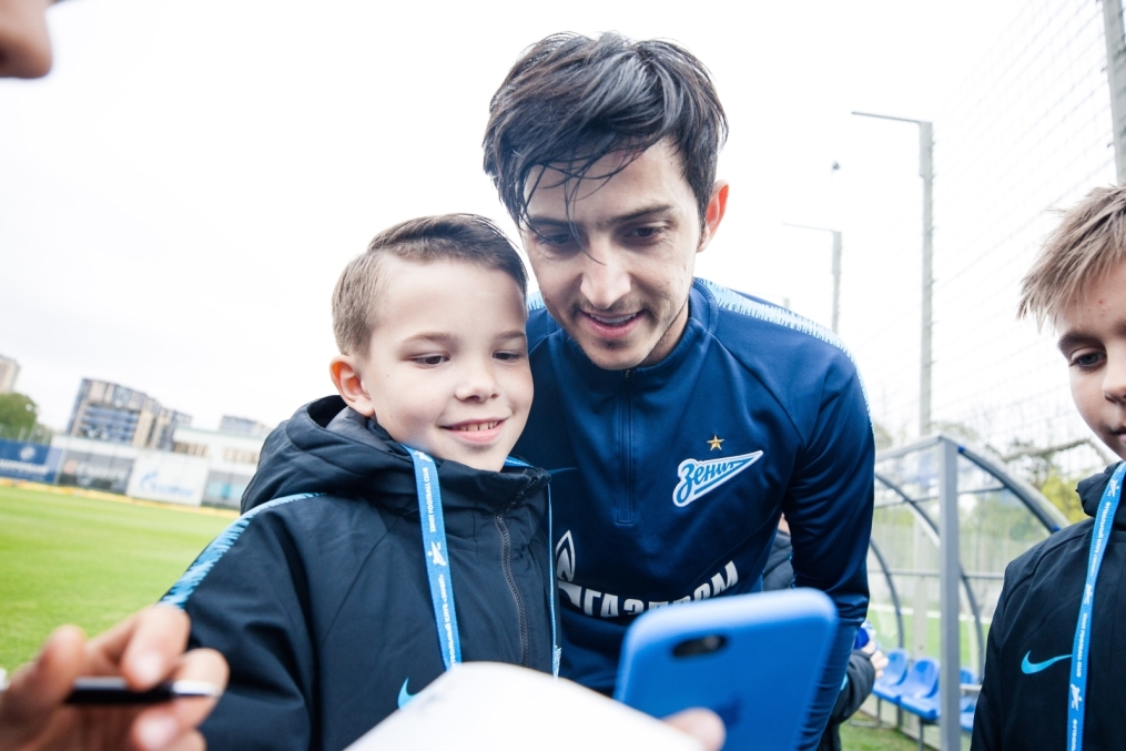 Команда Академии на тренировке ФК «Зенит»