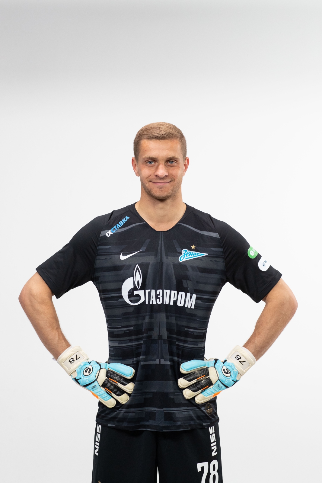 Фотосессия футболистов и тренеров основного состава ФК «Зенит» сезона 2019/20