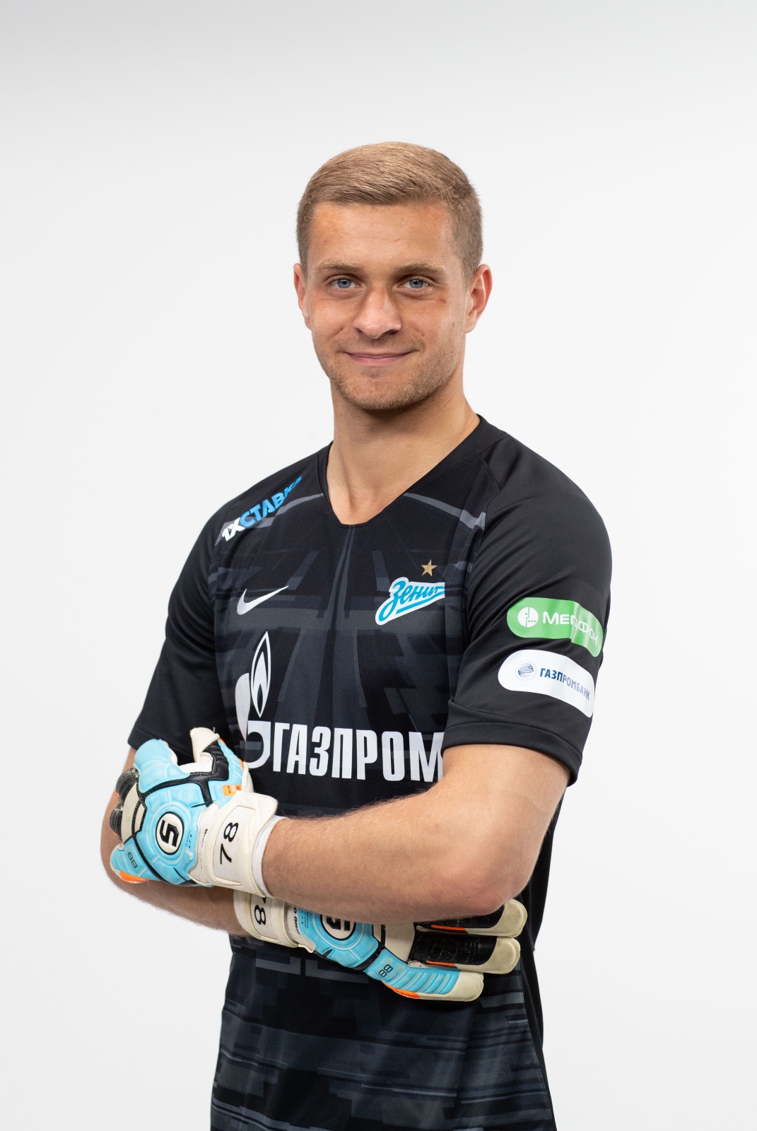 Фотосессия футболистов и тренеров основного состава ФК «Зенит» сезона 2019/20