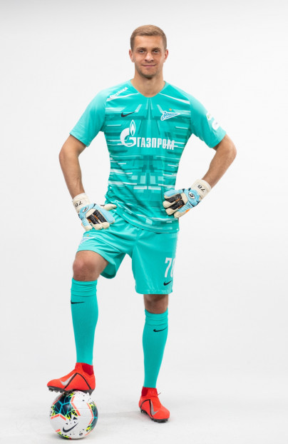 Фотосессия футболистов и тренеров основного состава ФК «Зенит» сезона 2019/20