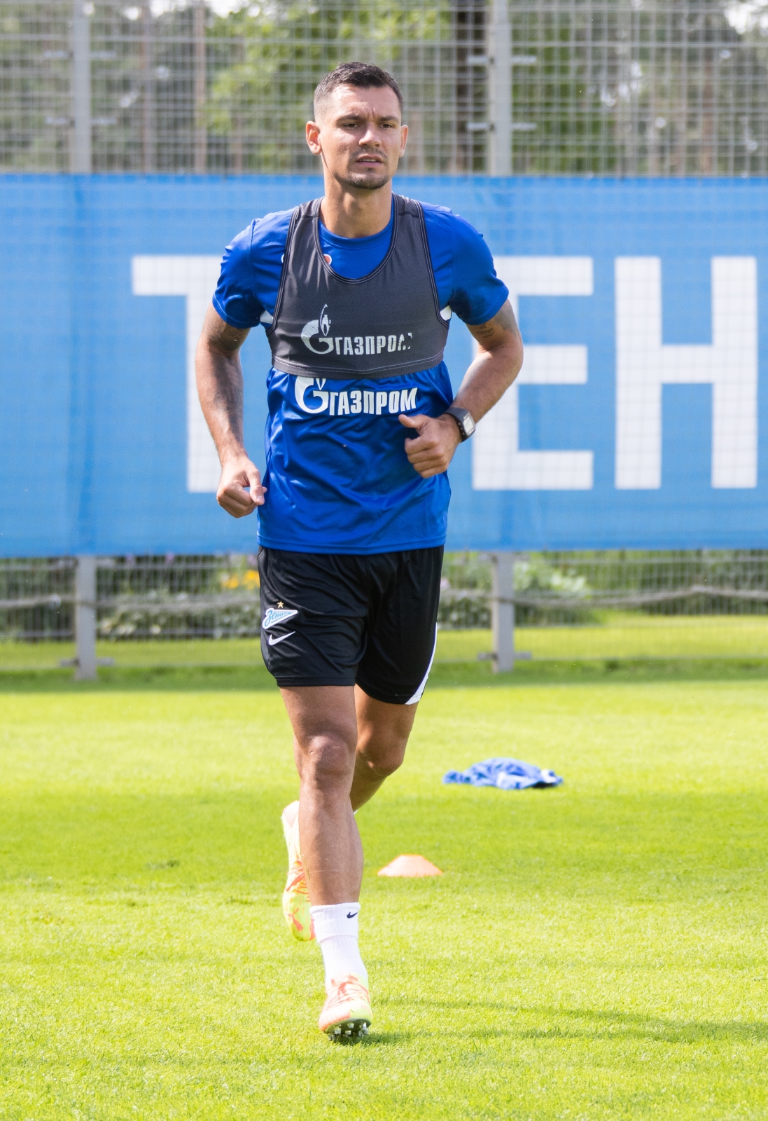 Первый день Деяна Ловрена в «Газпром»-тренировочном центре