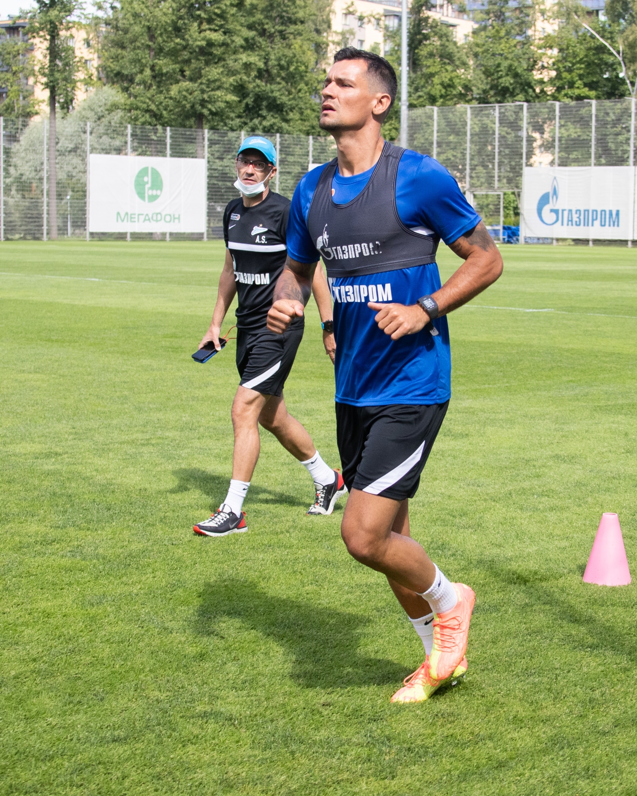 Первый день Деяна Ловрена в «Газпром»-тренировочном центре