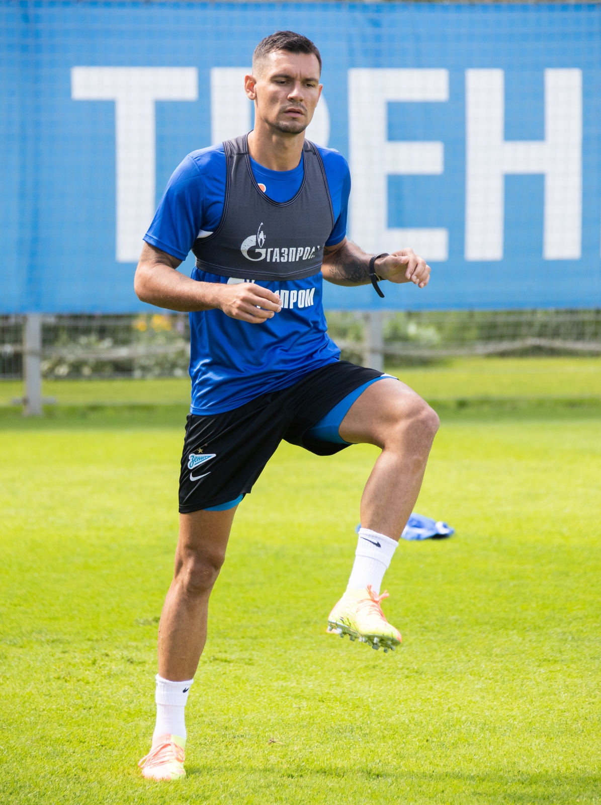 Первый день Деяна Ловрена в «Газпром»-тренировочном центре