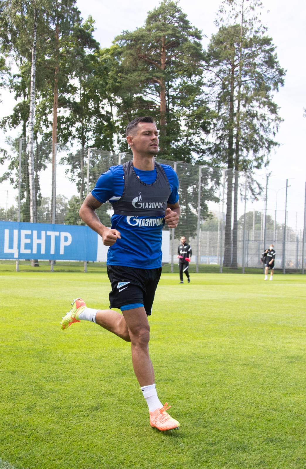 Первый день Деяна Ловрена в «Газпром»-тренировочном центре