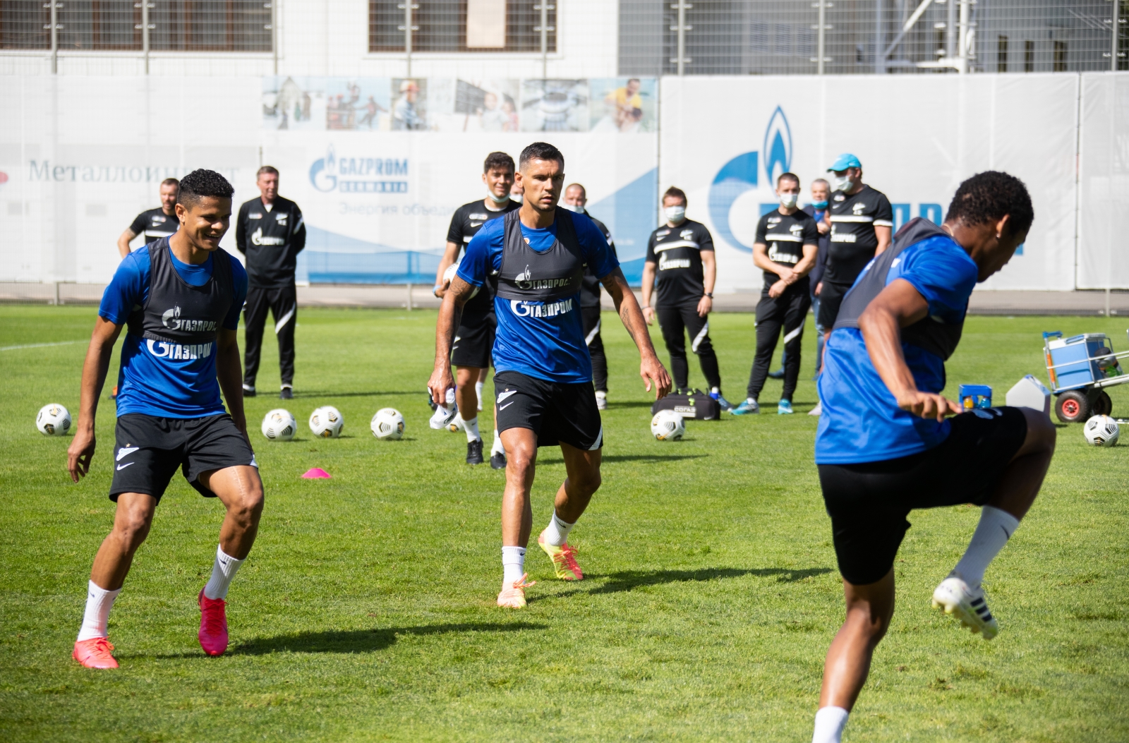 Первый день Деяна Ловрена в «Газпром»-тренировочном центре