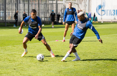 Первый день Деяна Ловрена в «Газпром»-тренировочном центре