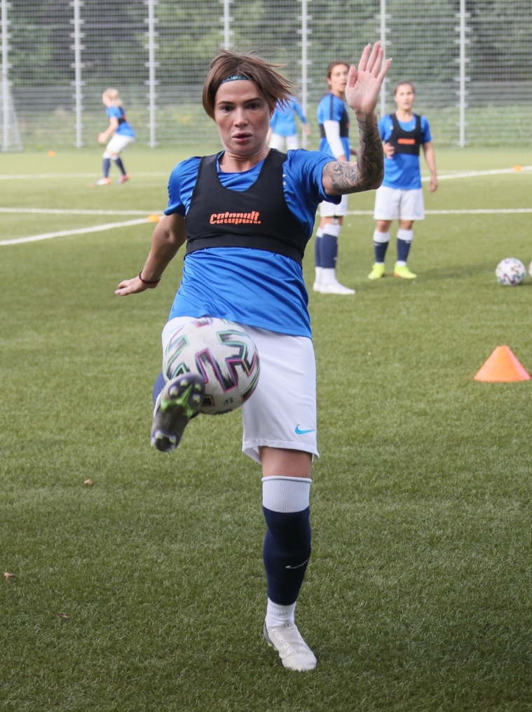 Тренировка женской футбольной команды «Зенит» перед матчем с «Локомотивом»