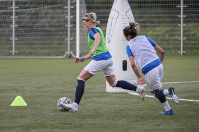 Тренировка женской футбольной команды «Зенит» перед матчем с «Локомотивом»