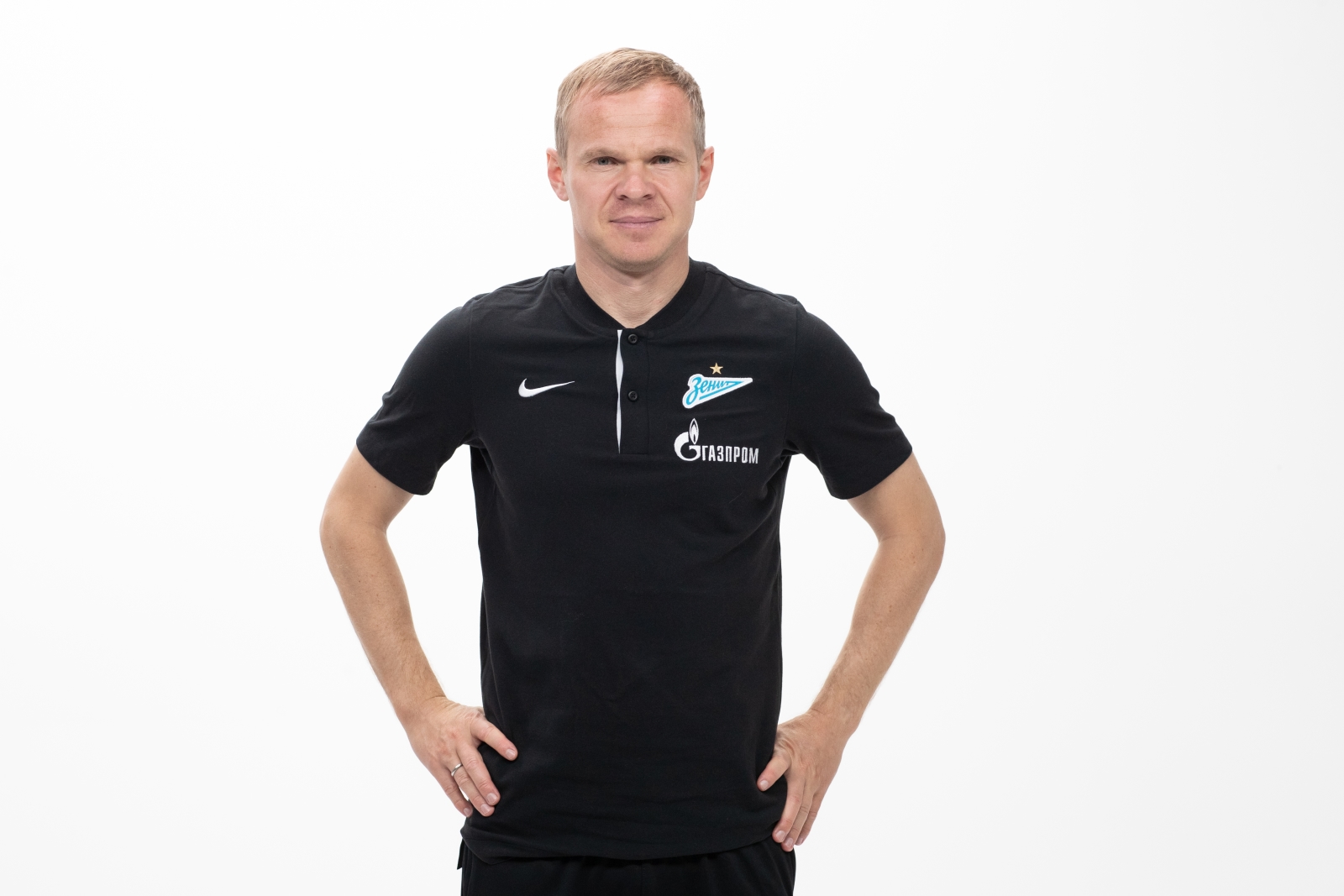 Фотосессия футболистов и тренеров основного состава ФК «Зенит» сезона 2020/21