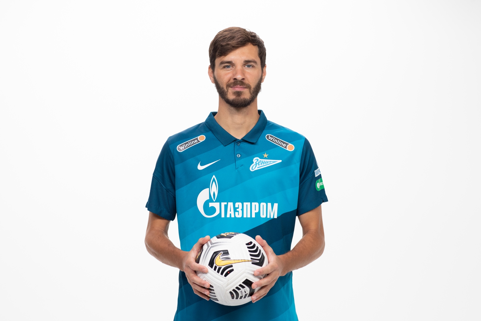 Фотосессия футболистов и тренеров основного состава ФК «Зенит» сезона 2020/21