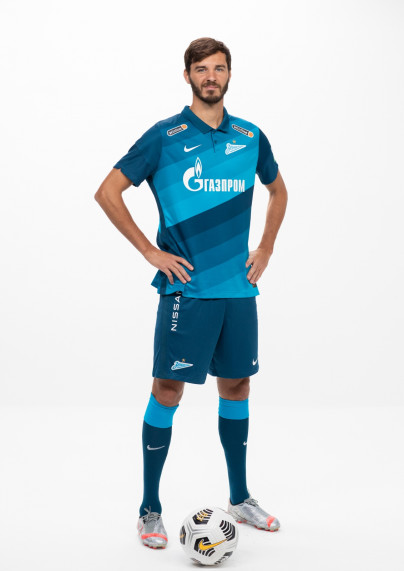 Фотосессия футболистов и тренеров основного состава ФК «Зенит» сезона 2020/21