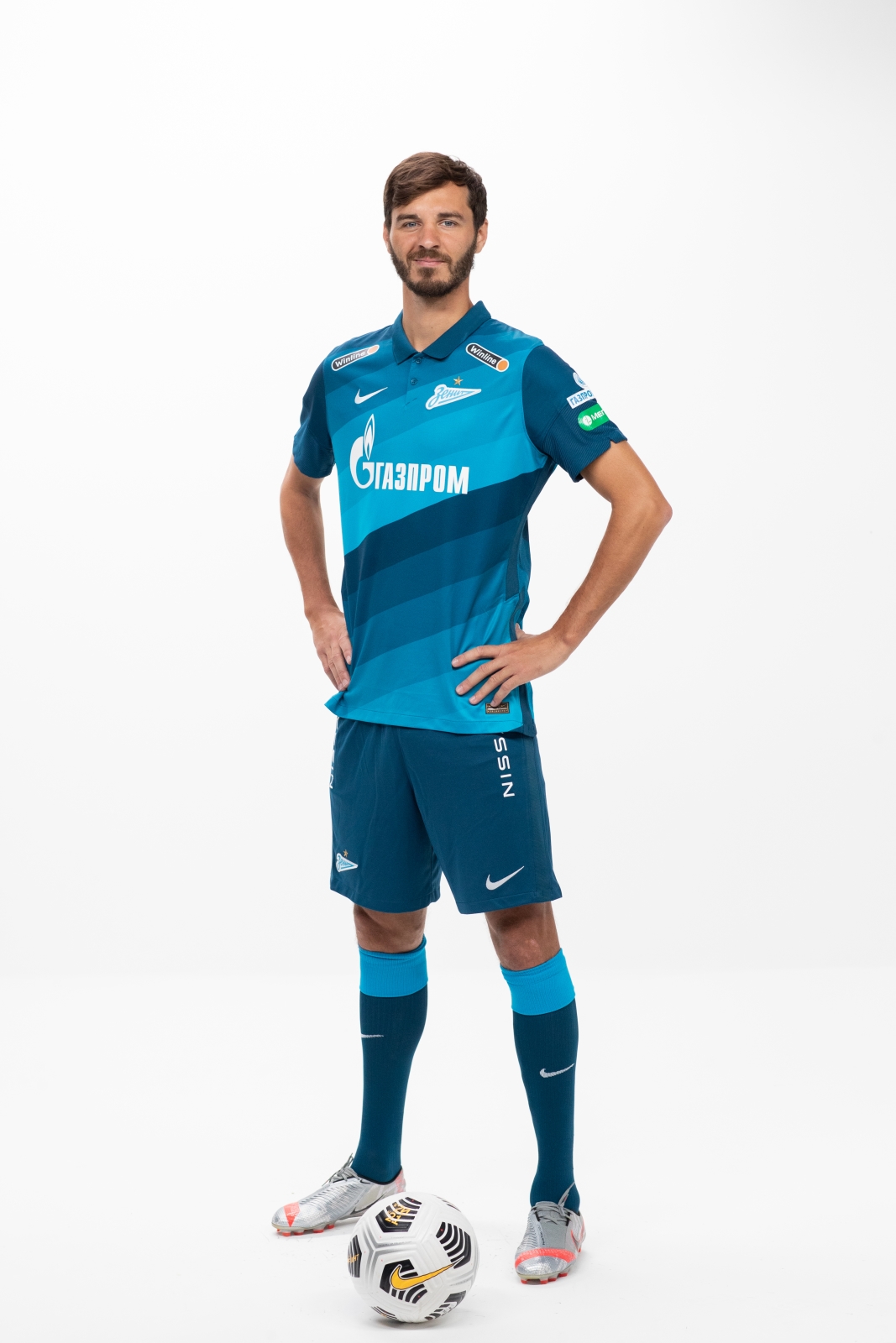 Фотосессия футболистов и тренеров основного состава ФК «Зенит» сезона 2020/21