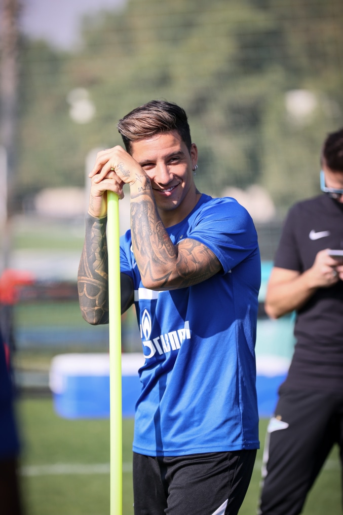 «Газпром» — тренировочные сборы «Зенита» в Дубае: 16 января, утренняя тренировка