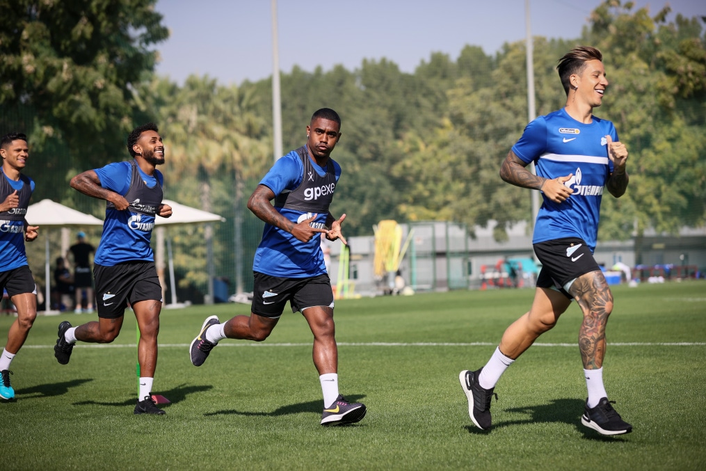 «Газпром» — тренировочные сборы «Зенита» в Дубае: 16 января, утренняя тренировка