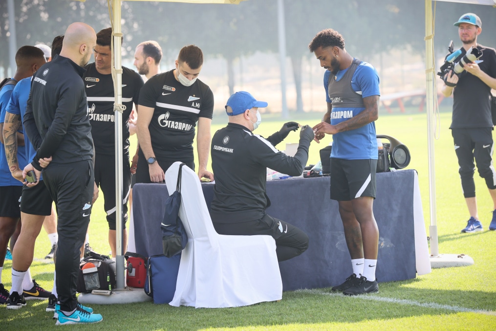 «Газпром» — тренировочные сборы «Зенита» в Дубае: 16 января, утренняя тренировка