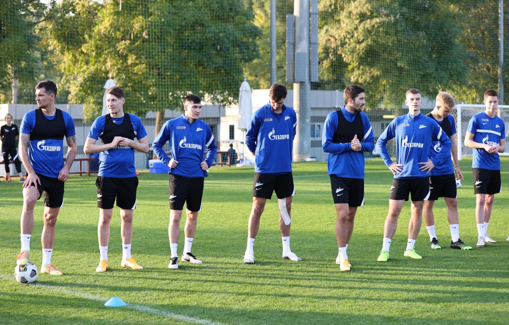 «Газпром»-тренировочные сборы «Зенита» в Дубае: 17 января, вечерняя тренировка