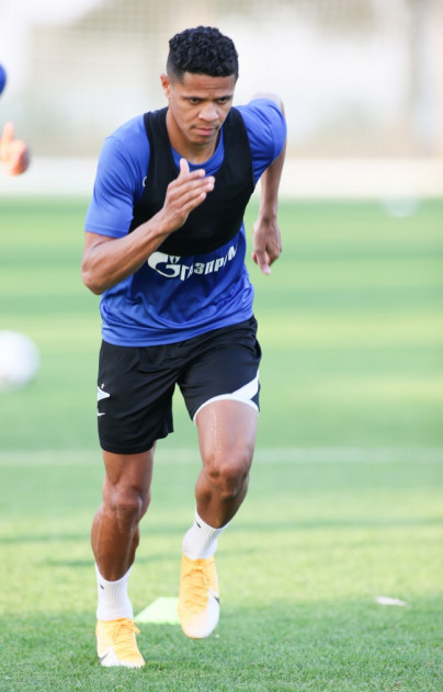 «Газпром»-тренировочные сборы «Зенита» в Дубае: 17 января, вечерняя тренировка