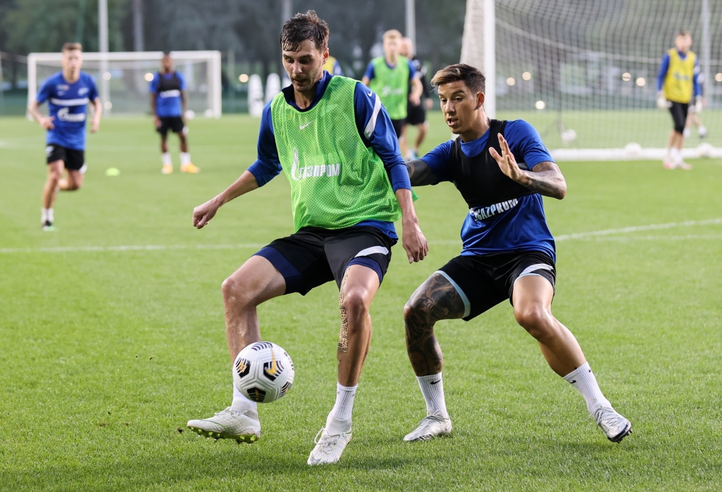 «Газпром»-тренировочные сборы «Зенита» в Дубае: 19 января, вечерняя тренировка