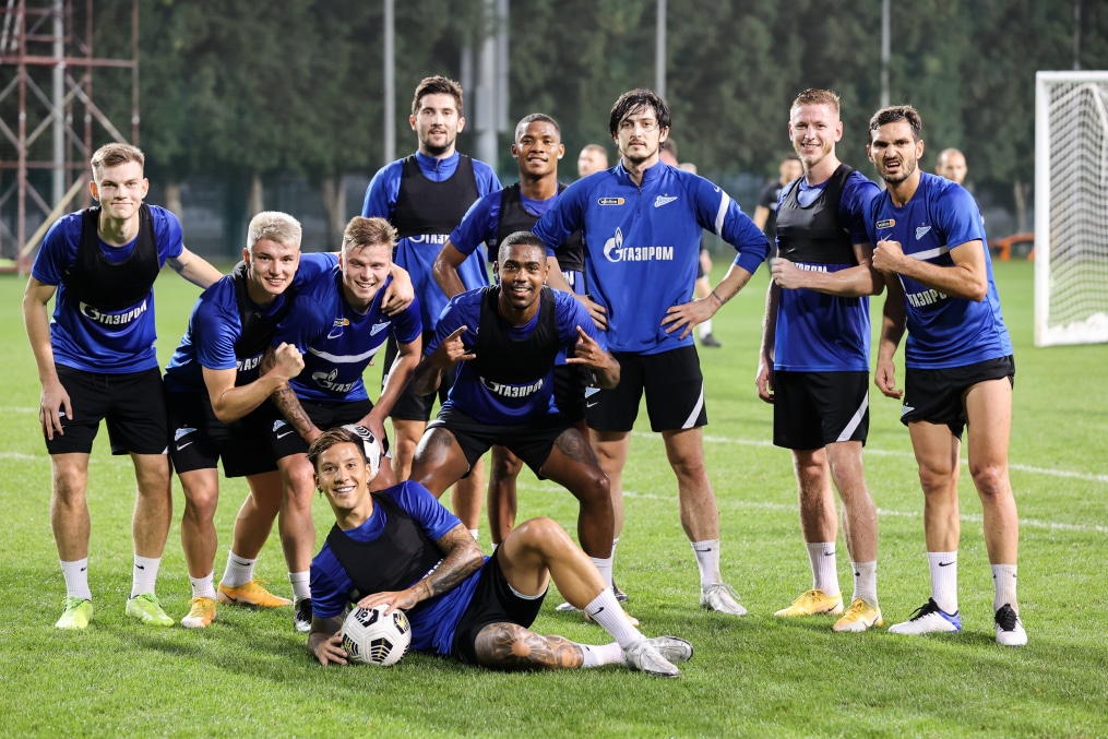 «Газпром»-тренировочные сборы «Зенита» в Дубае: 19 января, вечерняя тренировка