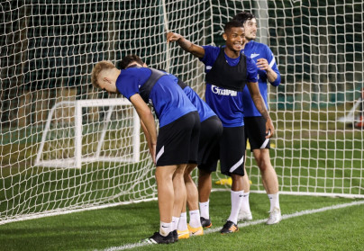 «Газпром»-тренировочные сборы «Зенита» в Дубае: 19 января, вечерняя тренировка