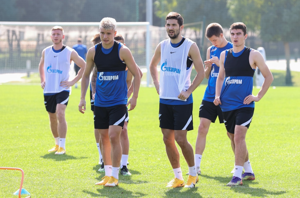 «Газпром»-тренировочные сборы «Зенита» в Дубае: 20 января, утренняя тренировка