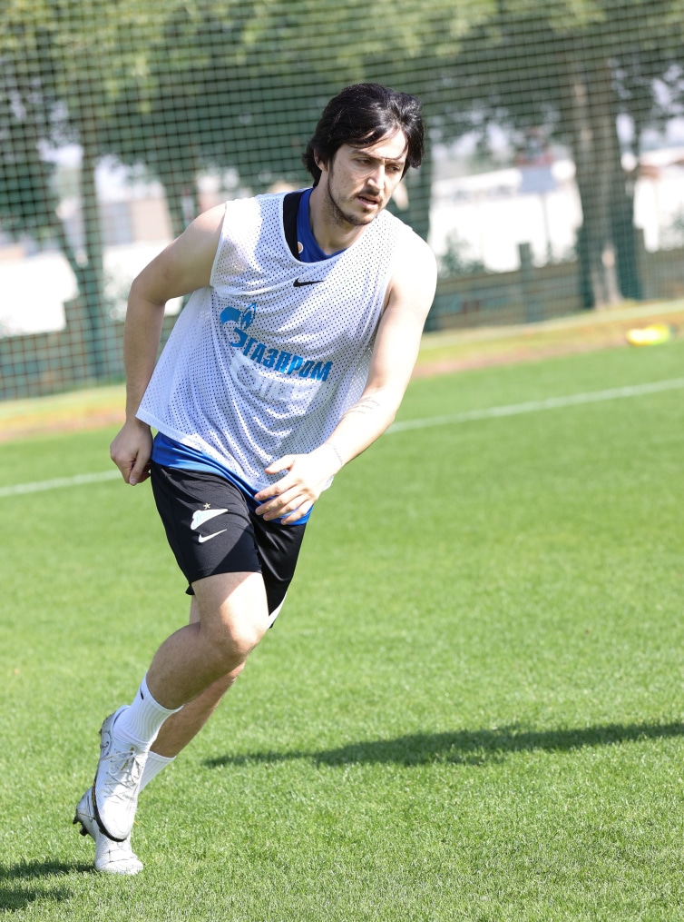 «Газпром»-тренировочные сборы «Зенита» в Дубае: 20 января, утренняя тренировка