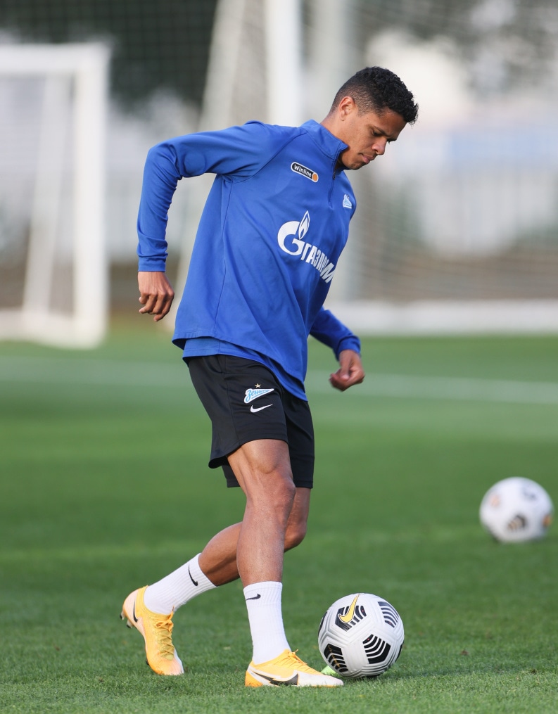 «Газпром»-тренировочные сборы «Зенита» в Дубае: 23 января, вечерняя тренировка