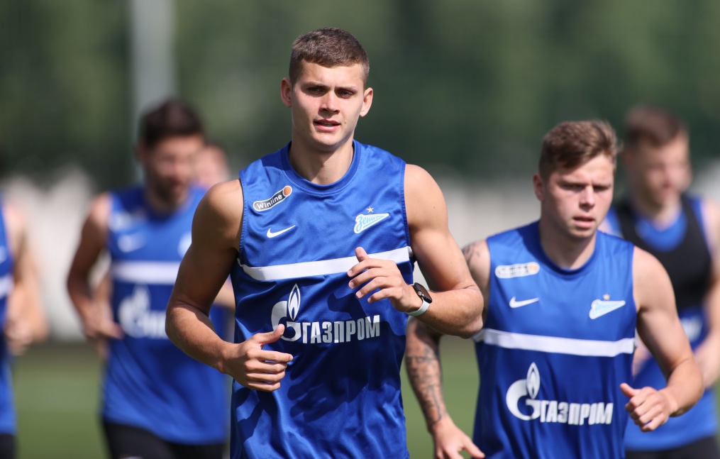 «Газпром»-тренировочные сборы «Зенита» в Дубае: 25 января, утренняя тренировка