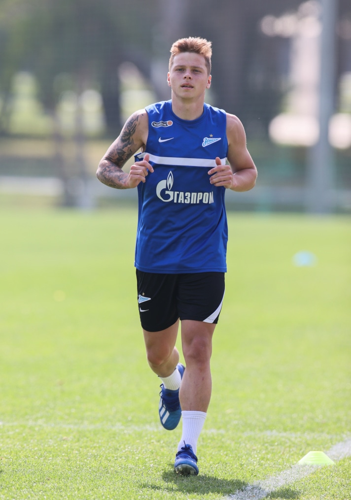«Газпром»-тренировочные сборы «Зенита» в Дубае: 25 января, утренняя тренировка
