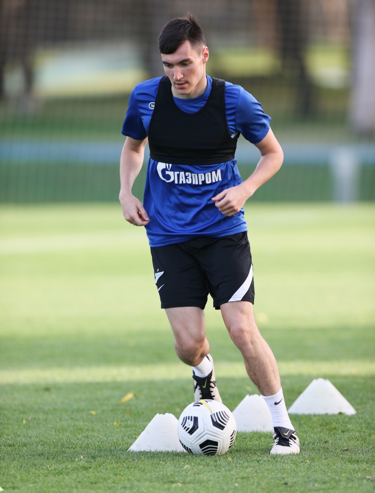 «Газпром»-тренировочные сборы «Зенита» в Дубае: 26 января, вечерняя тренировка