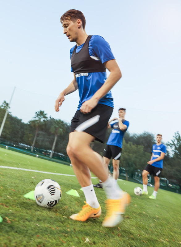 «Газпром»-тренировочные сборы «Зенита» в Дубае: 26 января, вечерняя тренировка