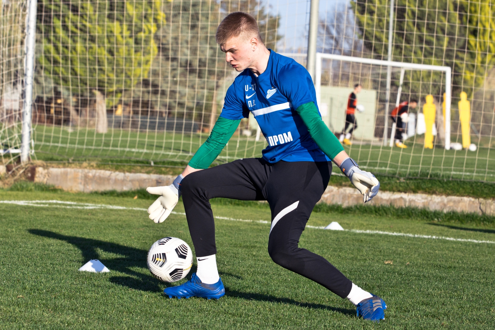 Сборы «Зенита»-м в Турции: 5 февраля, вечерняя тренировка