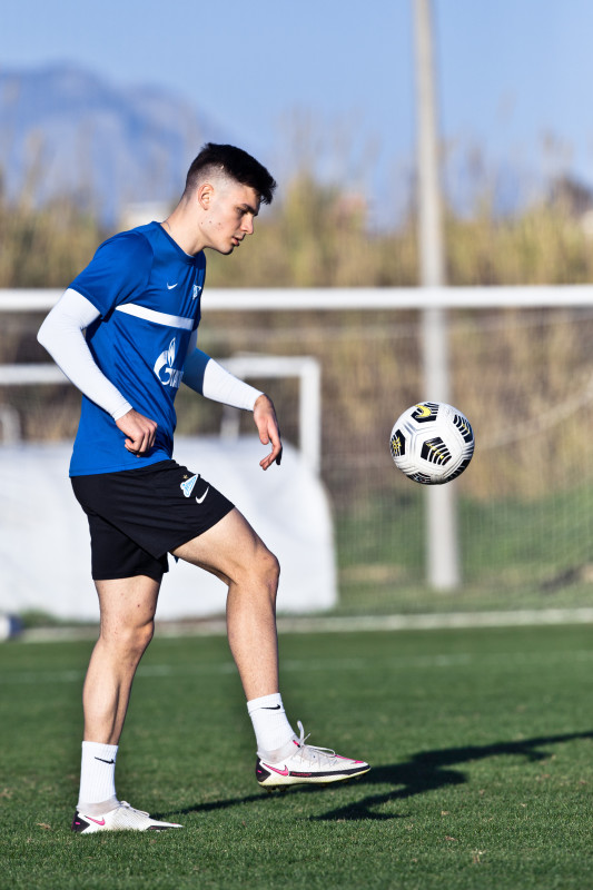 Сборы «Зенита»-м в Турции: 5 февраля, вечерняя тренировка