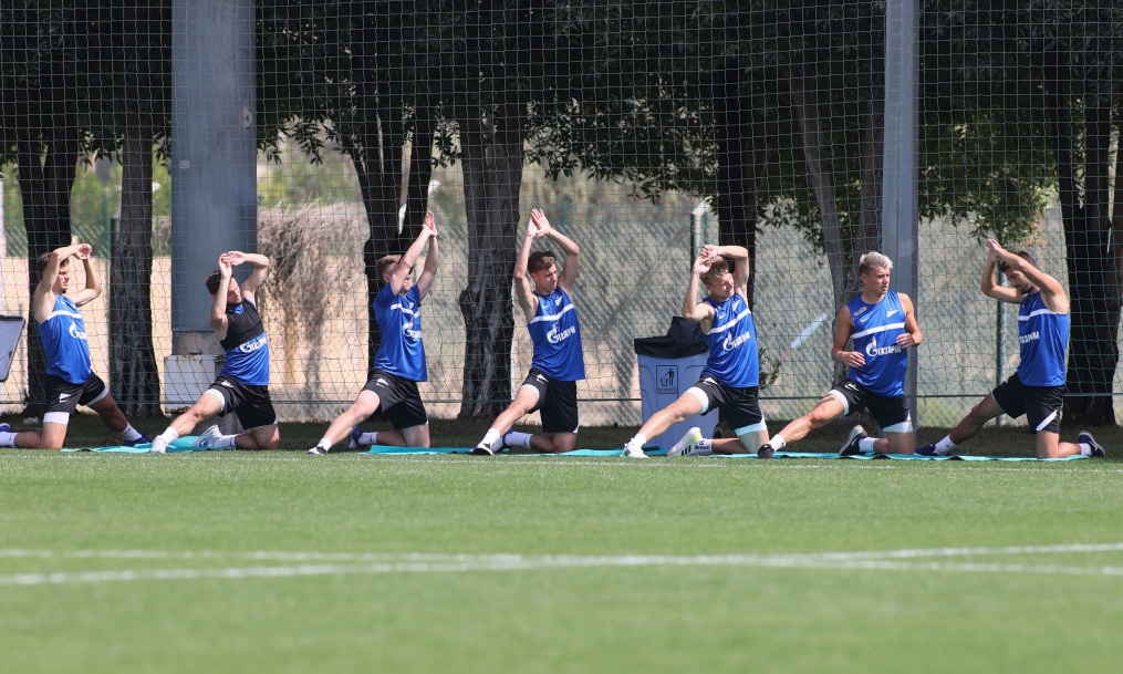 «Газпром»-тренировочные сборы «Зенита» в Дубае: 10 февраля, утренняя тренировка